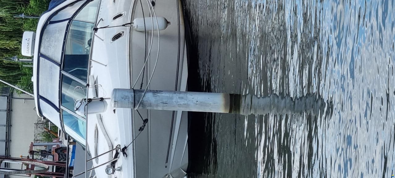 Sea Ray Sundancer 305