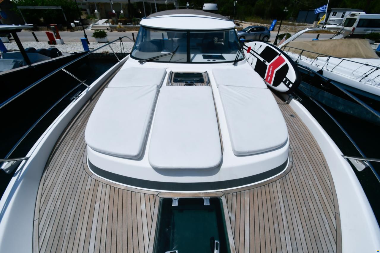 Bavaria Deep Blue 46