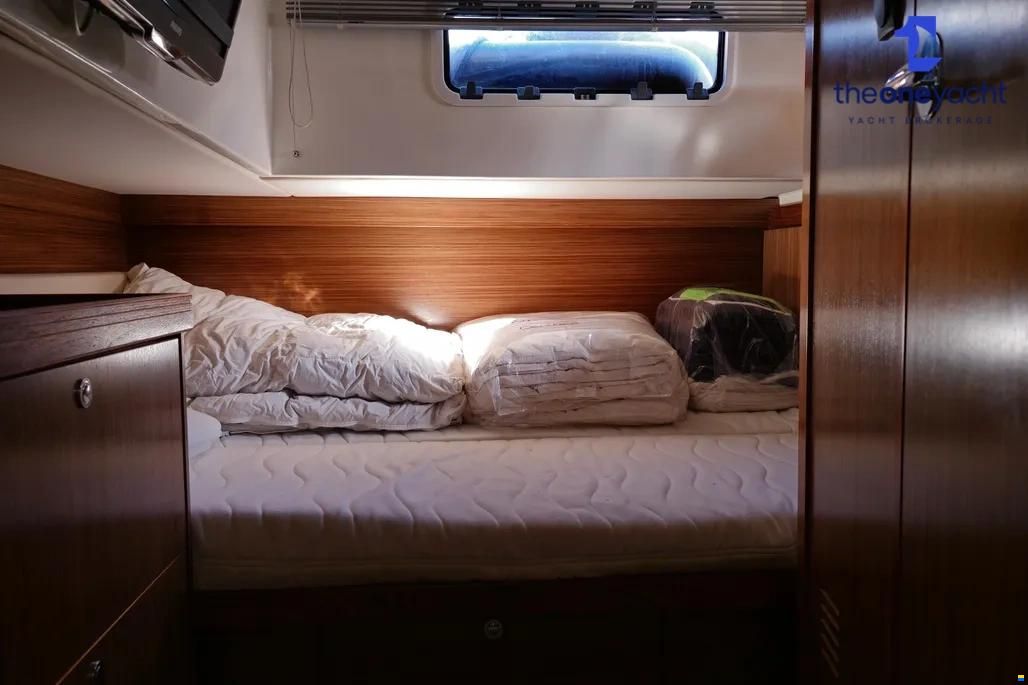 Bavaria Deep Blue 46