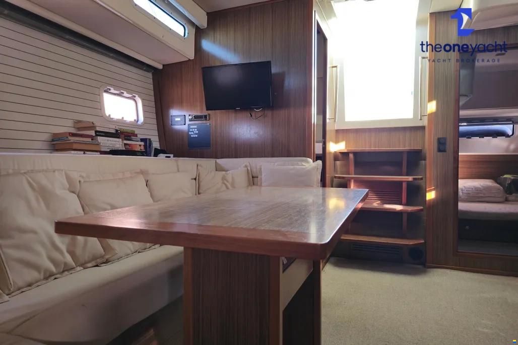 Bavaria Deep Blue 46