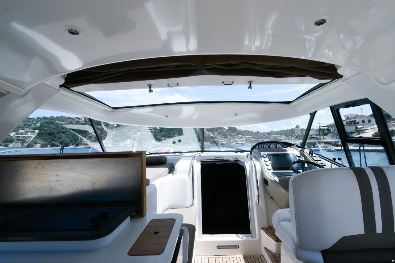 Bavaria Deep Blue 46