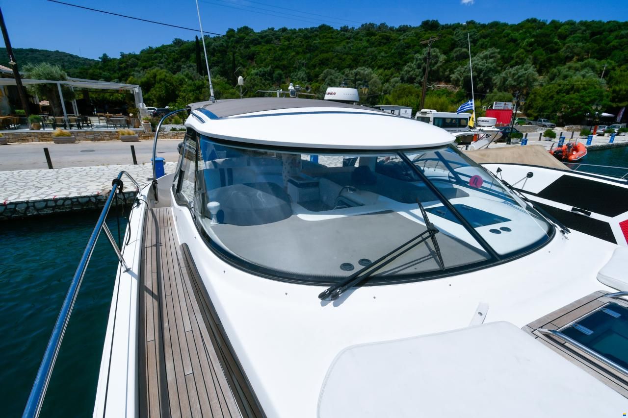 Bavaria Deep Blue 46