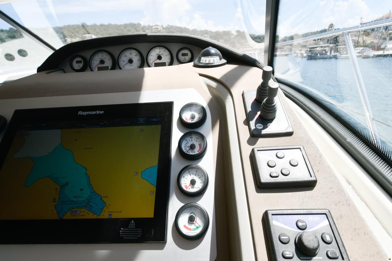 Bavaria Deep Blue 46