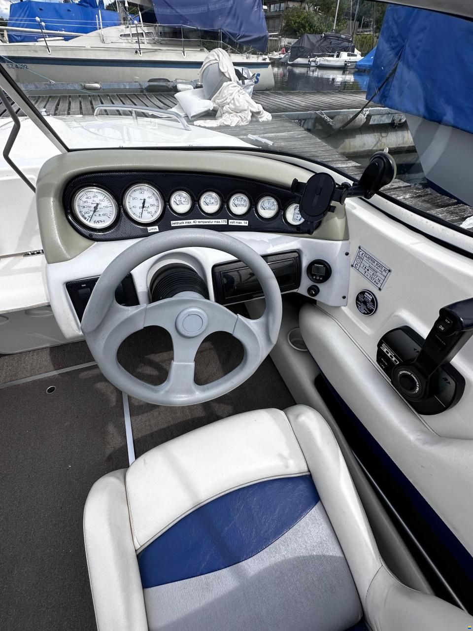 Glastron SX 177