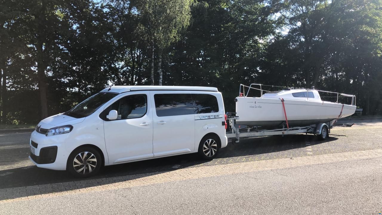 Beneteau First 24