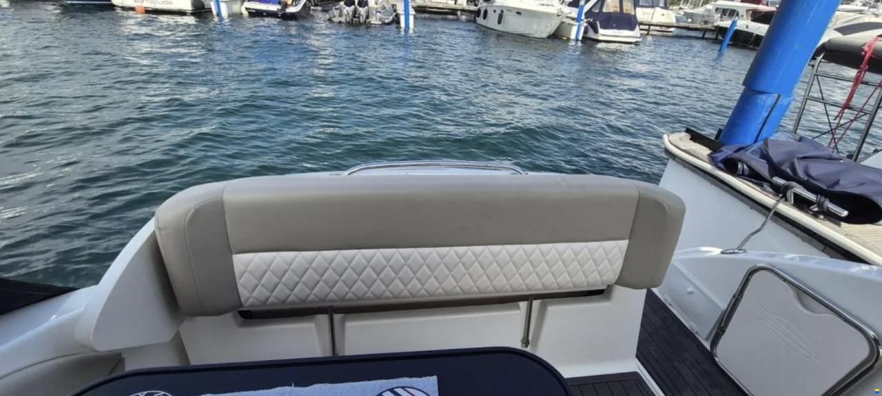 Chaparral 270 Signature