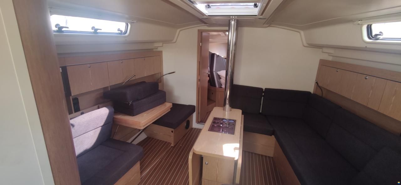 Hanse 415
