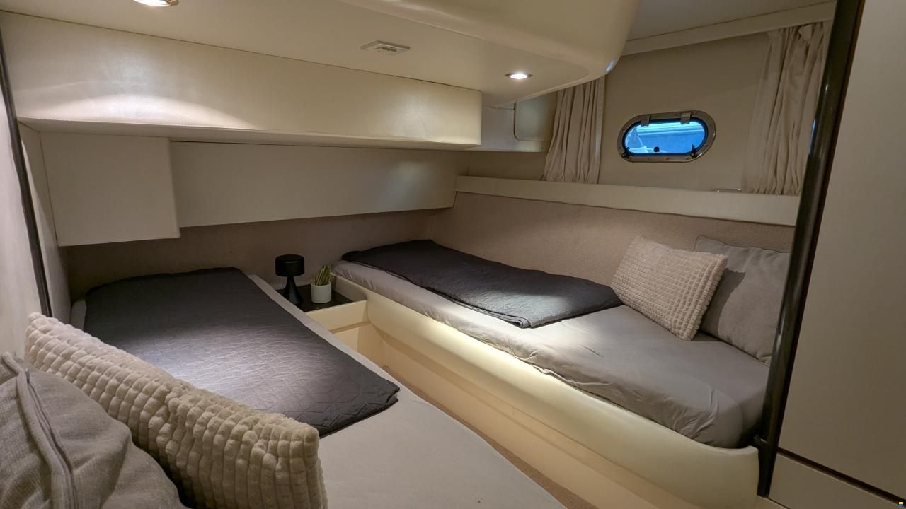 Azimut Trenta Sei (36)