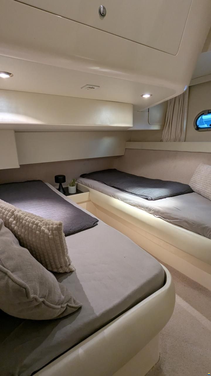 Azimut Trenta Sei (36)