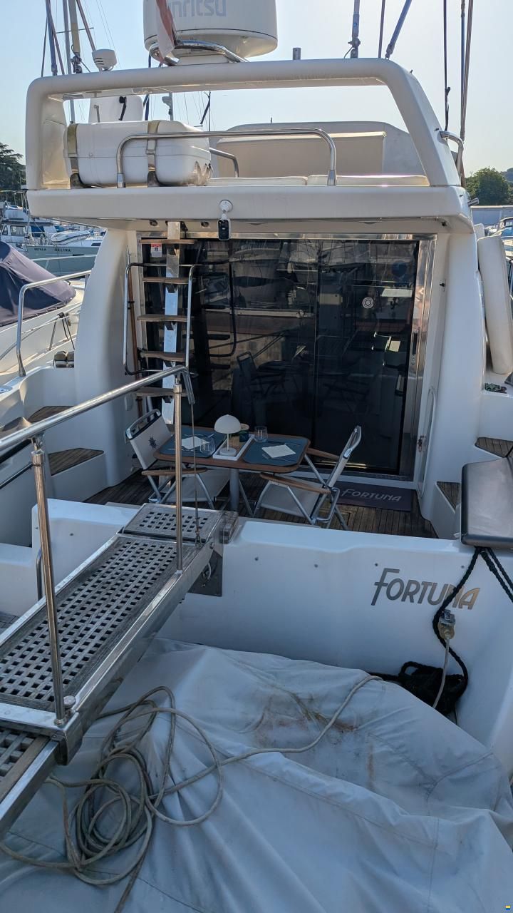 Azimut Trenta Sei (36)