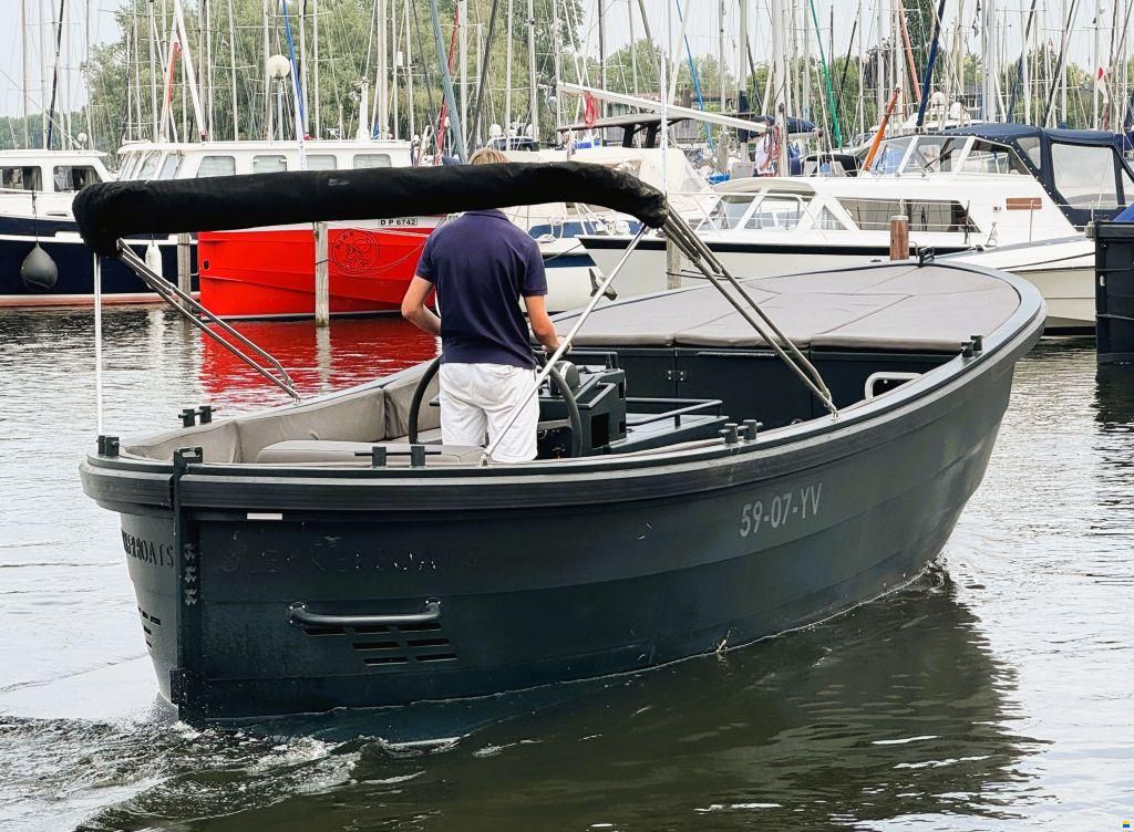 Damsko 750 Cabin