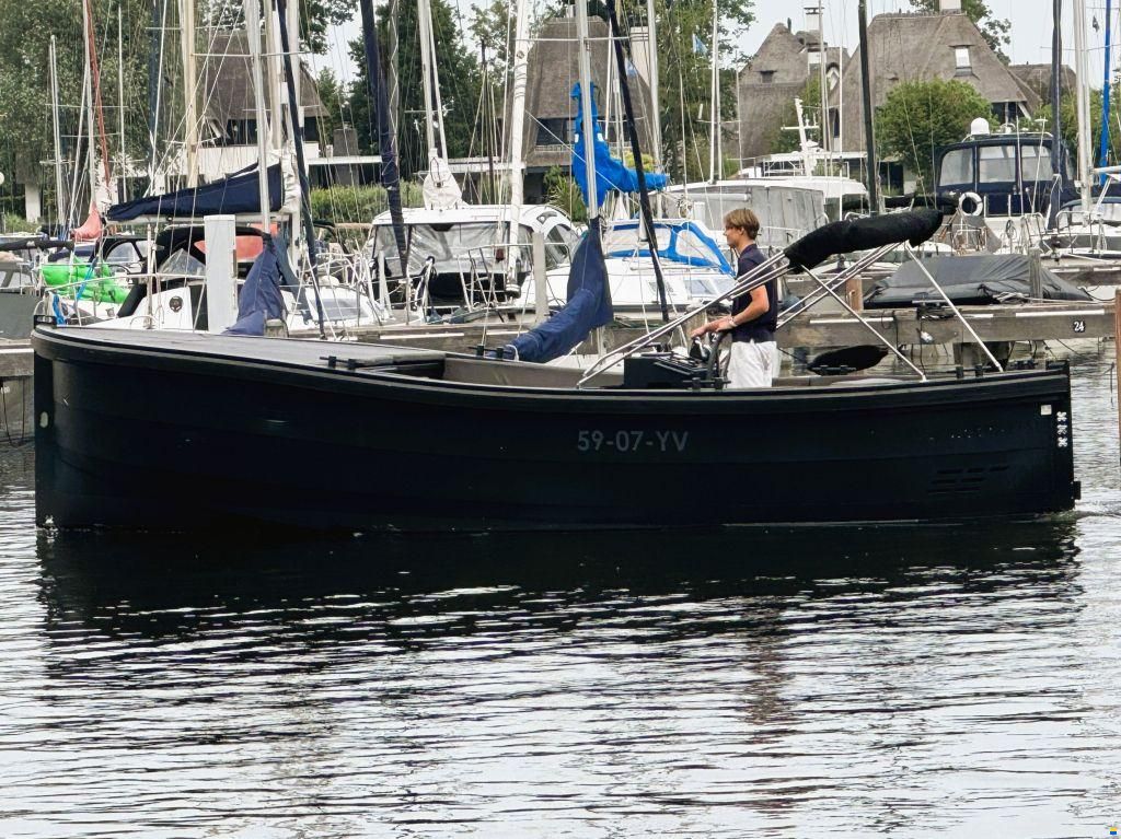 Damsko 750 Cabin