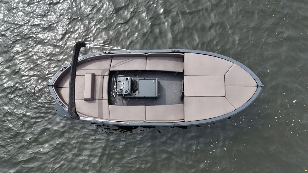 Damsko 750 Cabin