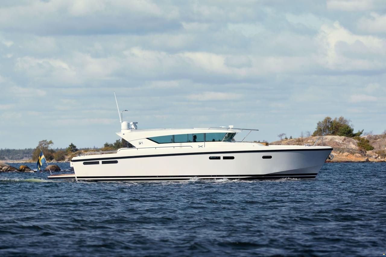 Delta Powerboats 54 IPS