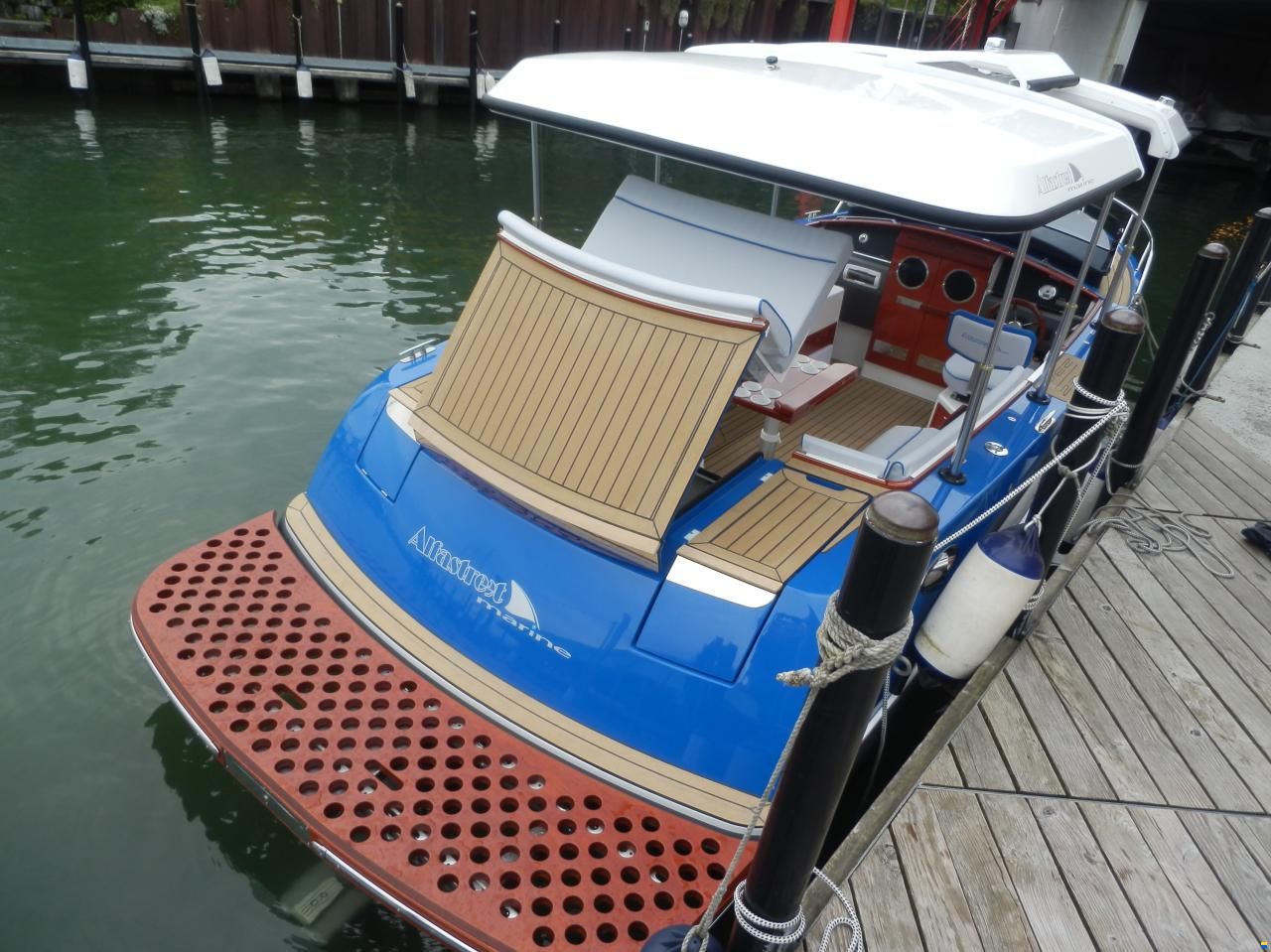 Alfastreet 23 Cabin
