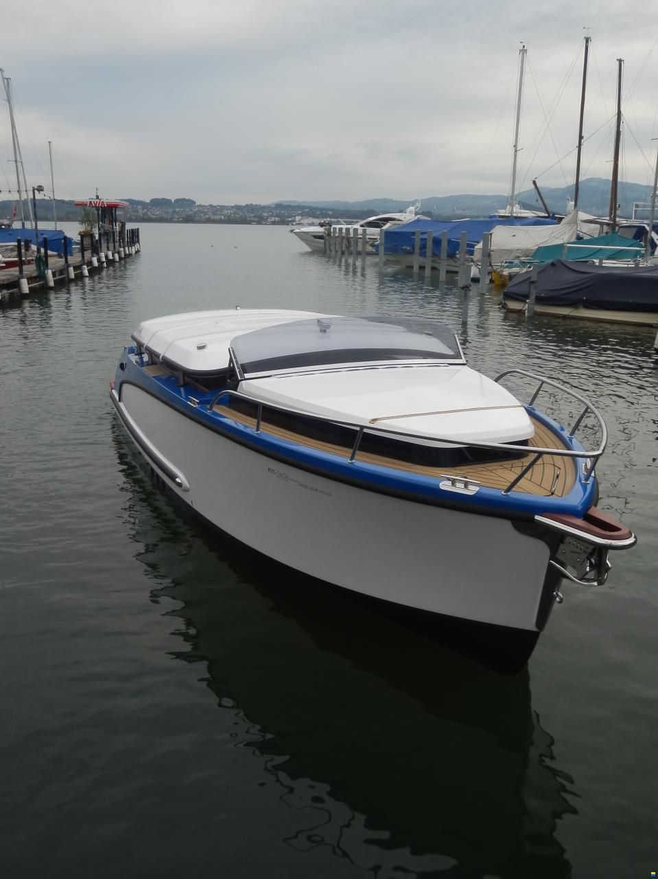Alfastreet 23 Cabin