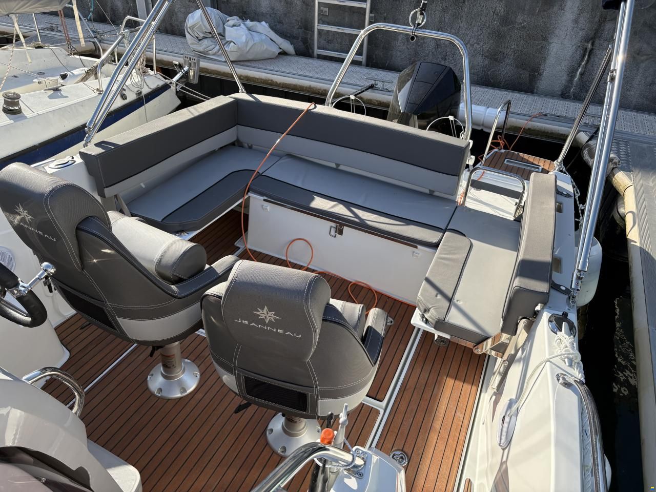 Jeanneau 7.5 WA s&eacute;rie 2