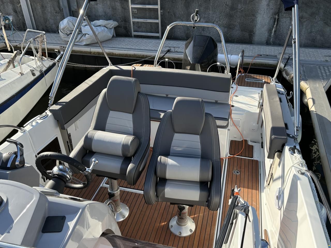 Jeanneau 7.5 WA s&eacute;rie 2