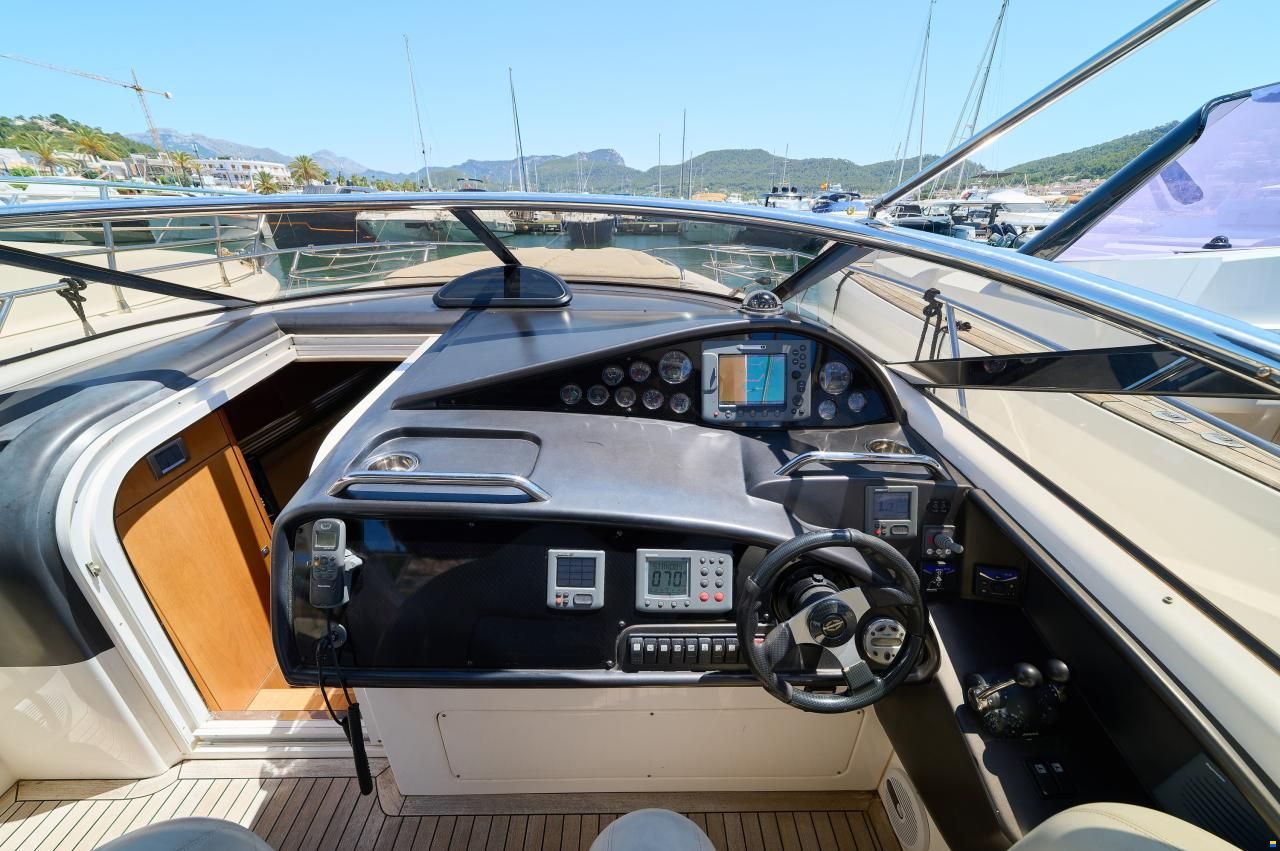 Sunseeker Superhawk 43