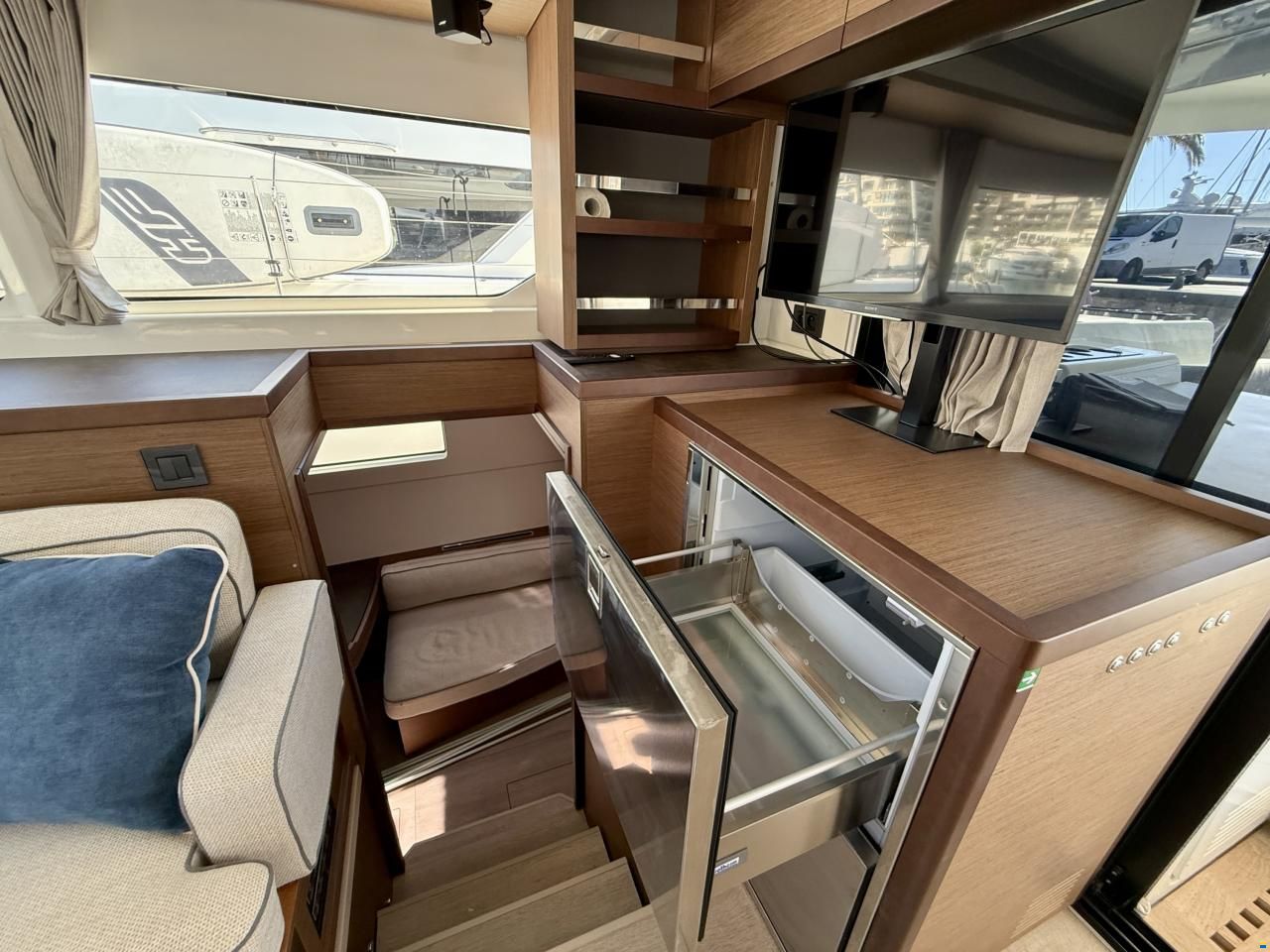 Lagoon 46