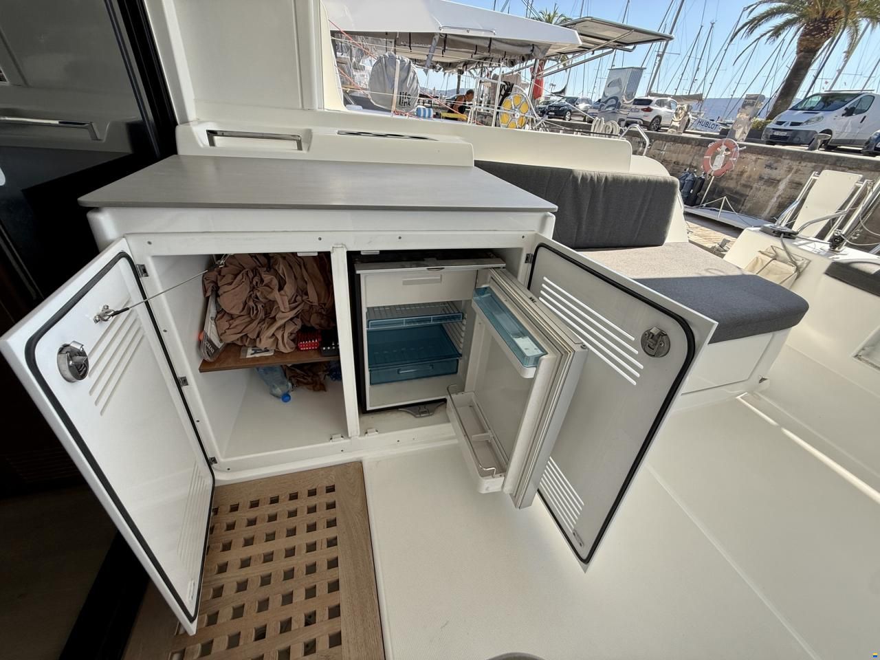 Lagoon 46