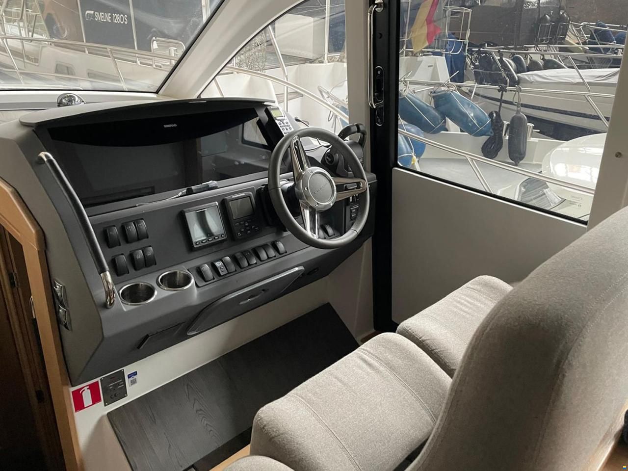 Nimbus 405 Coupe