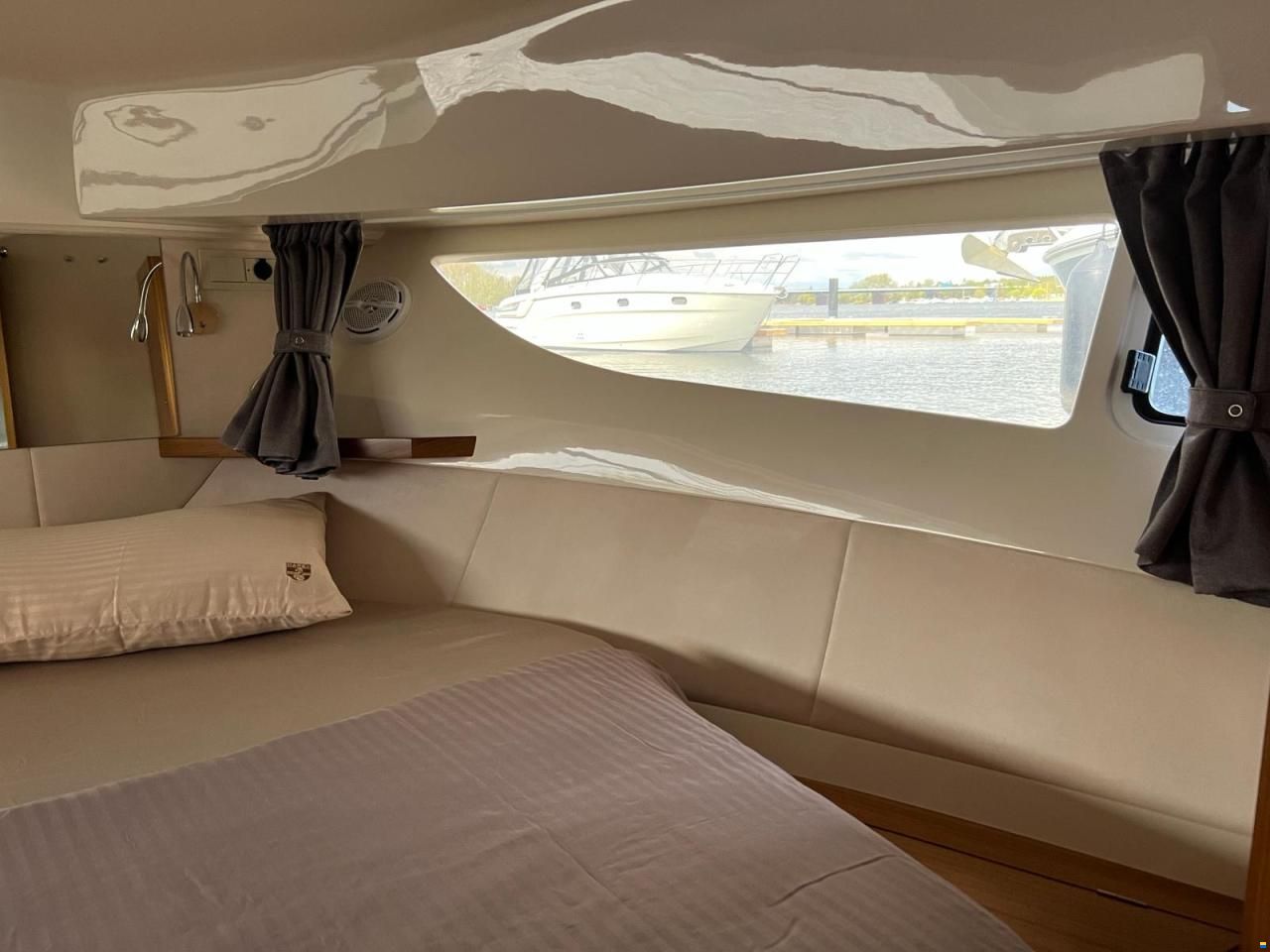 Marex 375