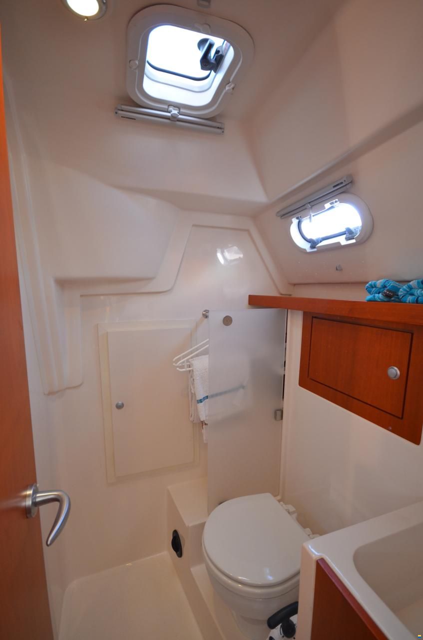 Hanse 320