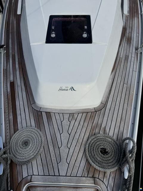 Hanse 320