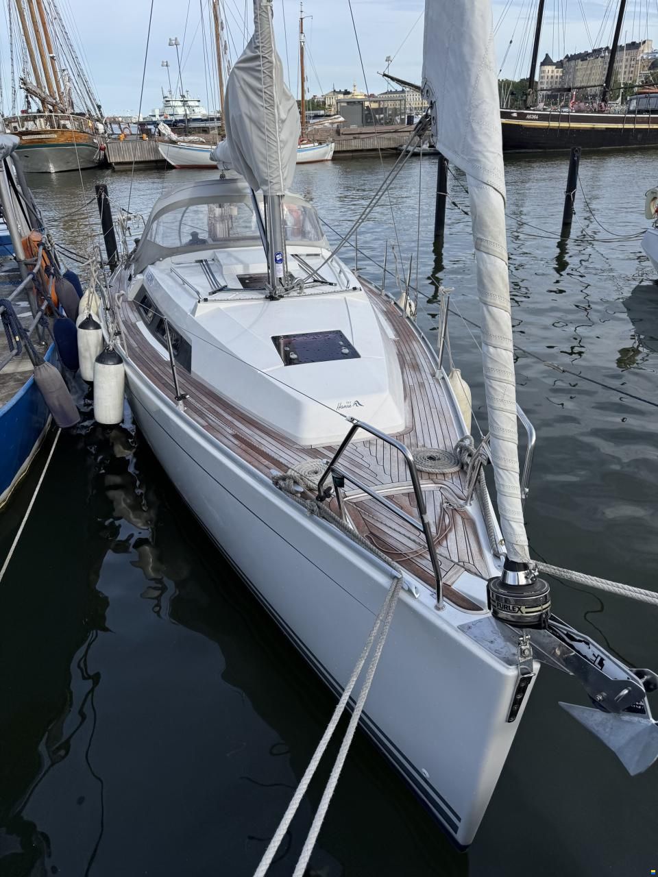 Hanse 320