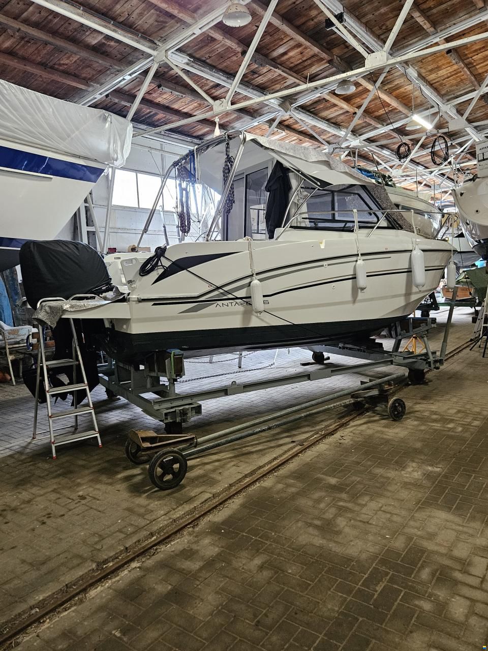 Beneteau Antares 6 OB