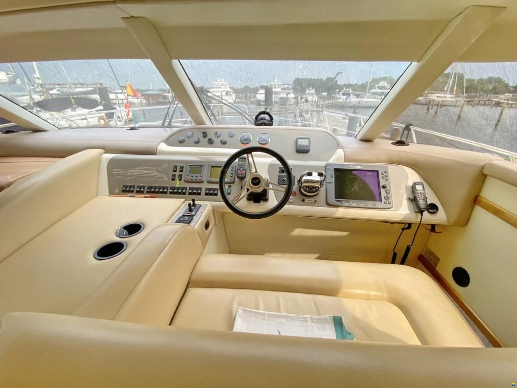 Sealine T 52