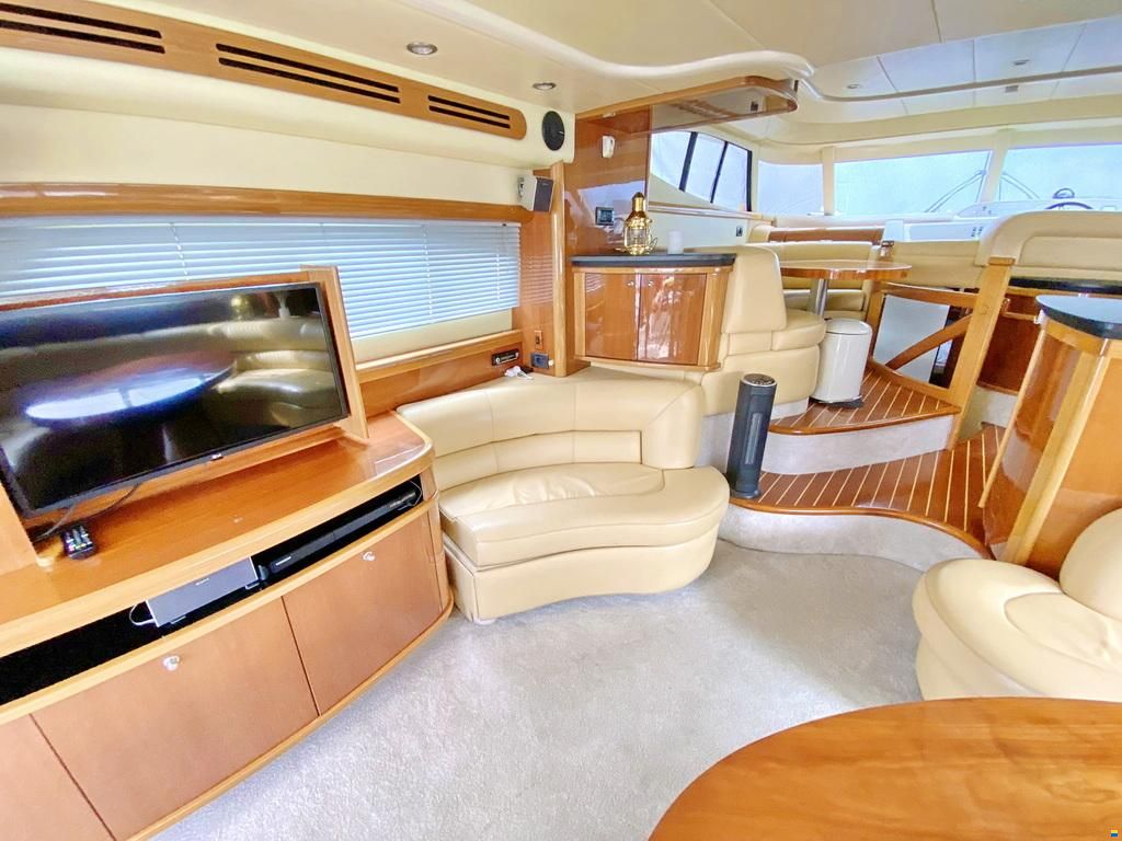 Sealine T 52