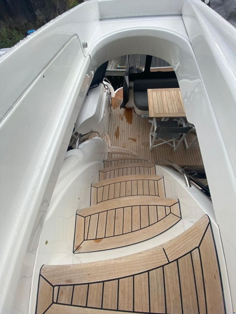 Sealine T 52