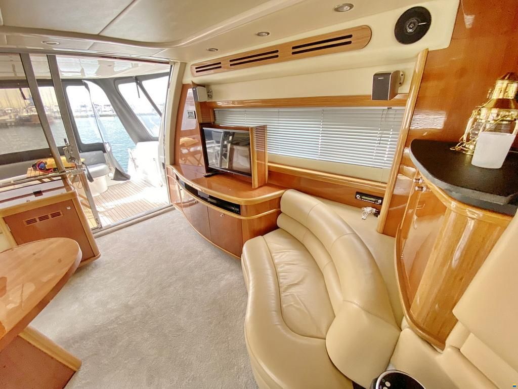 Sealine T 52