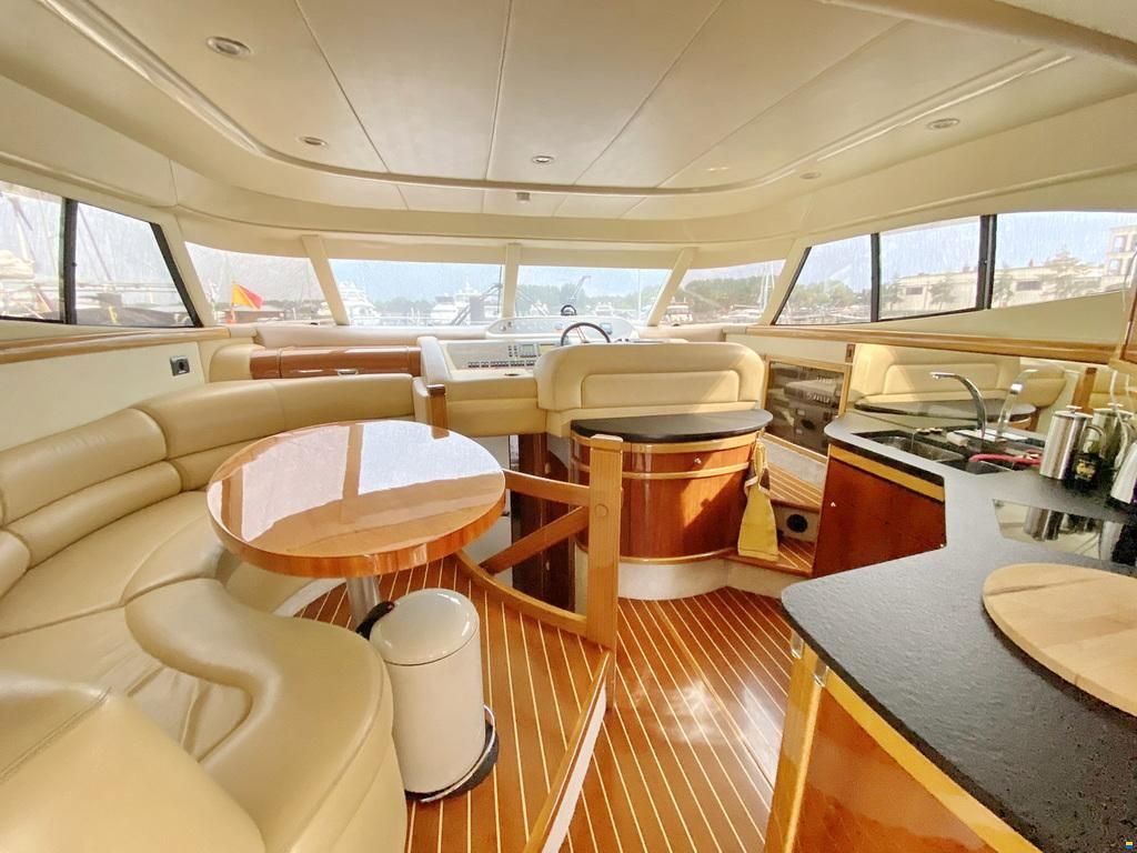 Sealine T 52