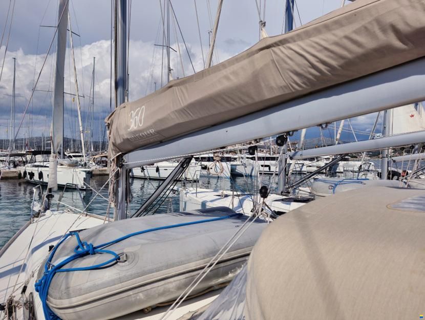 Dufour 360 Grand Large