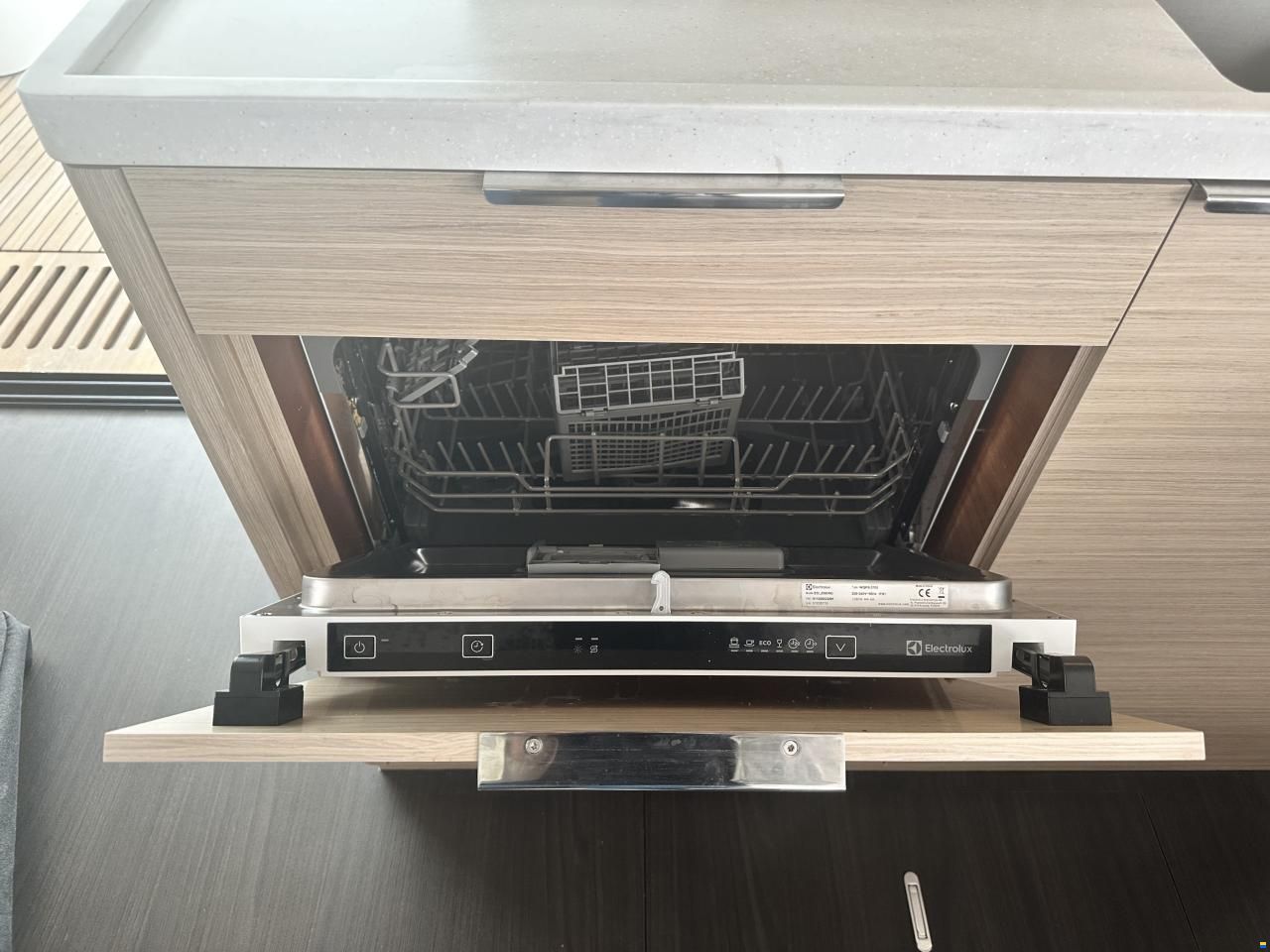 Lagoon 51