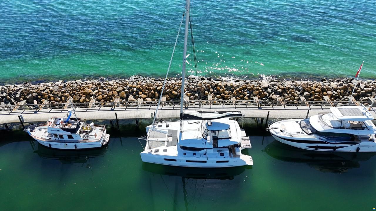 Lagoon 51