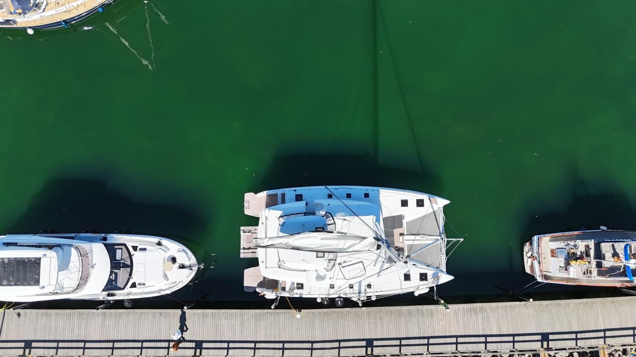 Lagoon 51