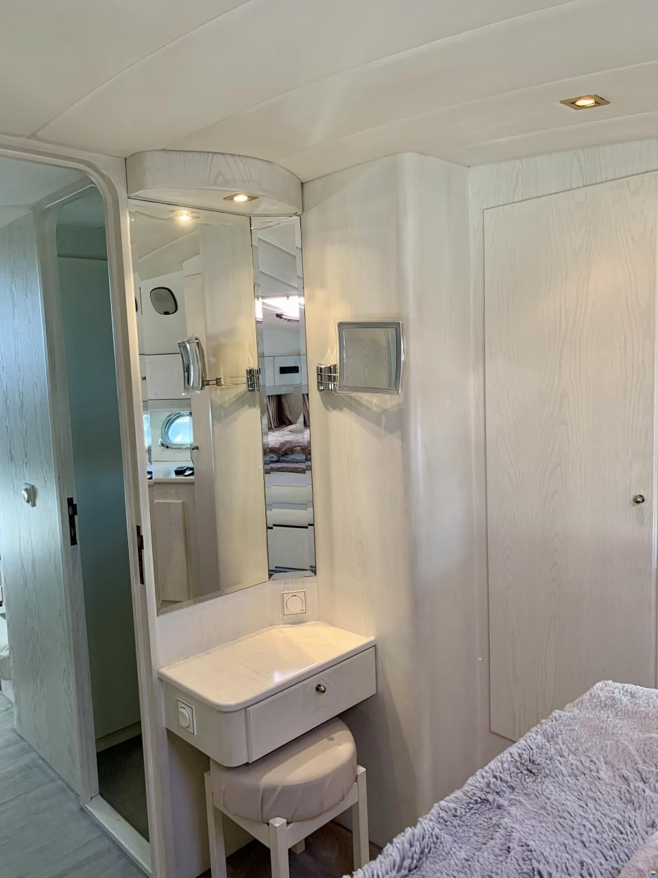 Neptunus 156 Sedan Flybridge