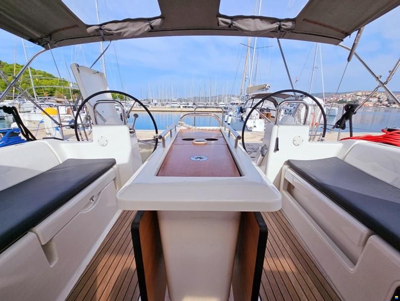 Dufour 460 Grand Large
