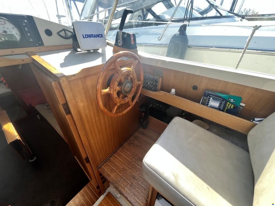 LM 28