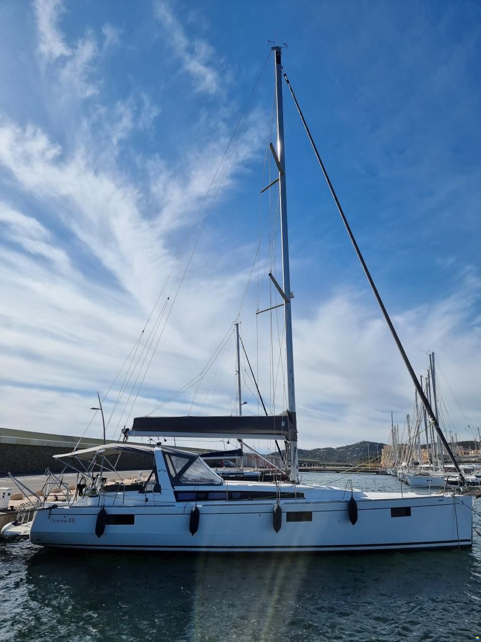 Beneteau Oceanis 48