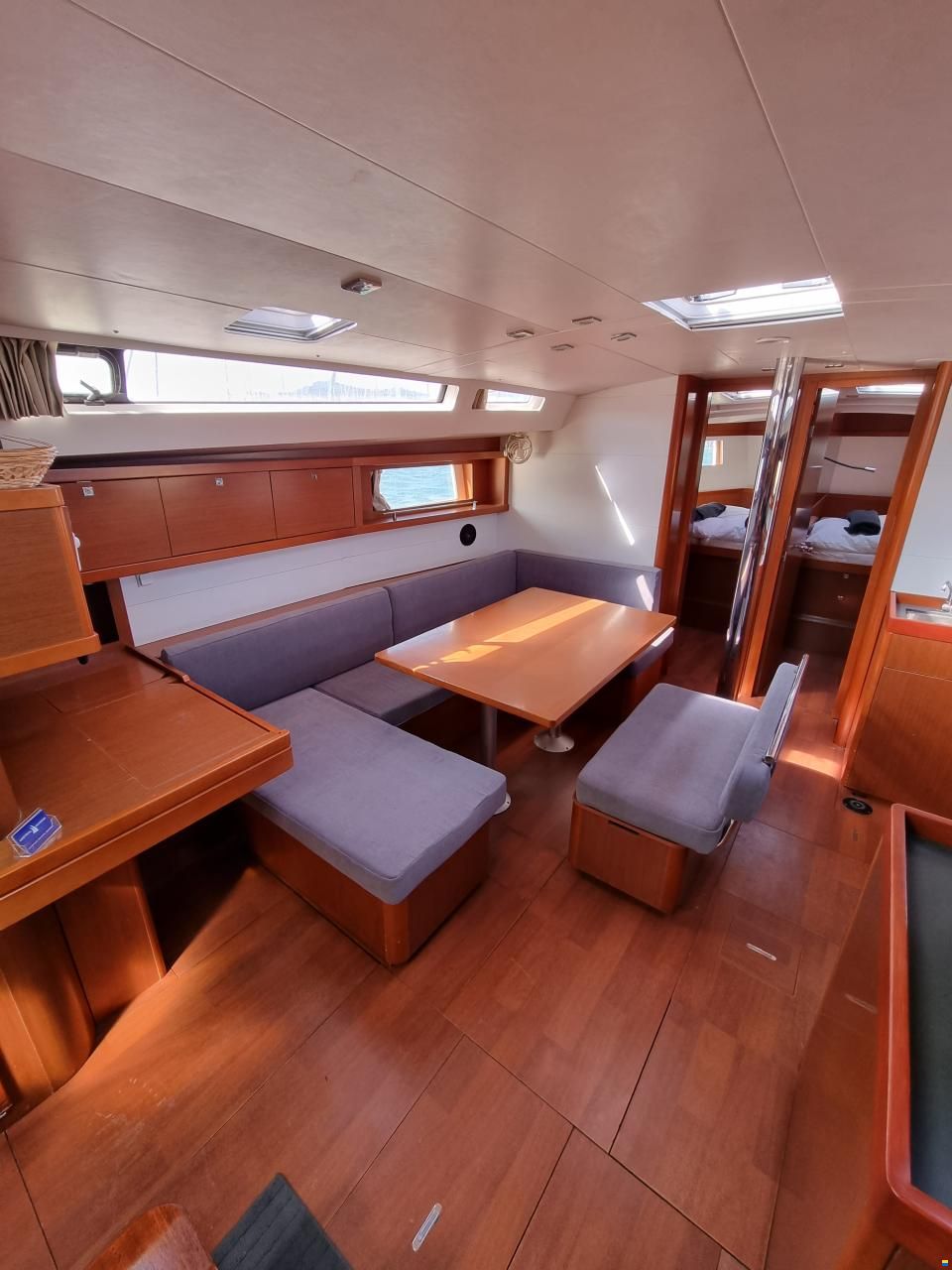 Beneteau Oceanis 48