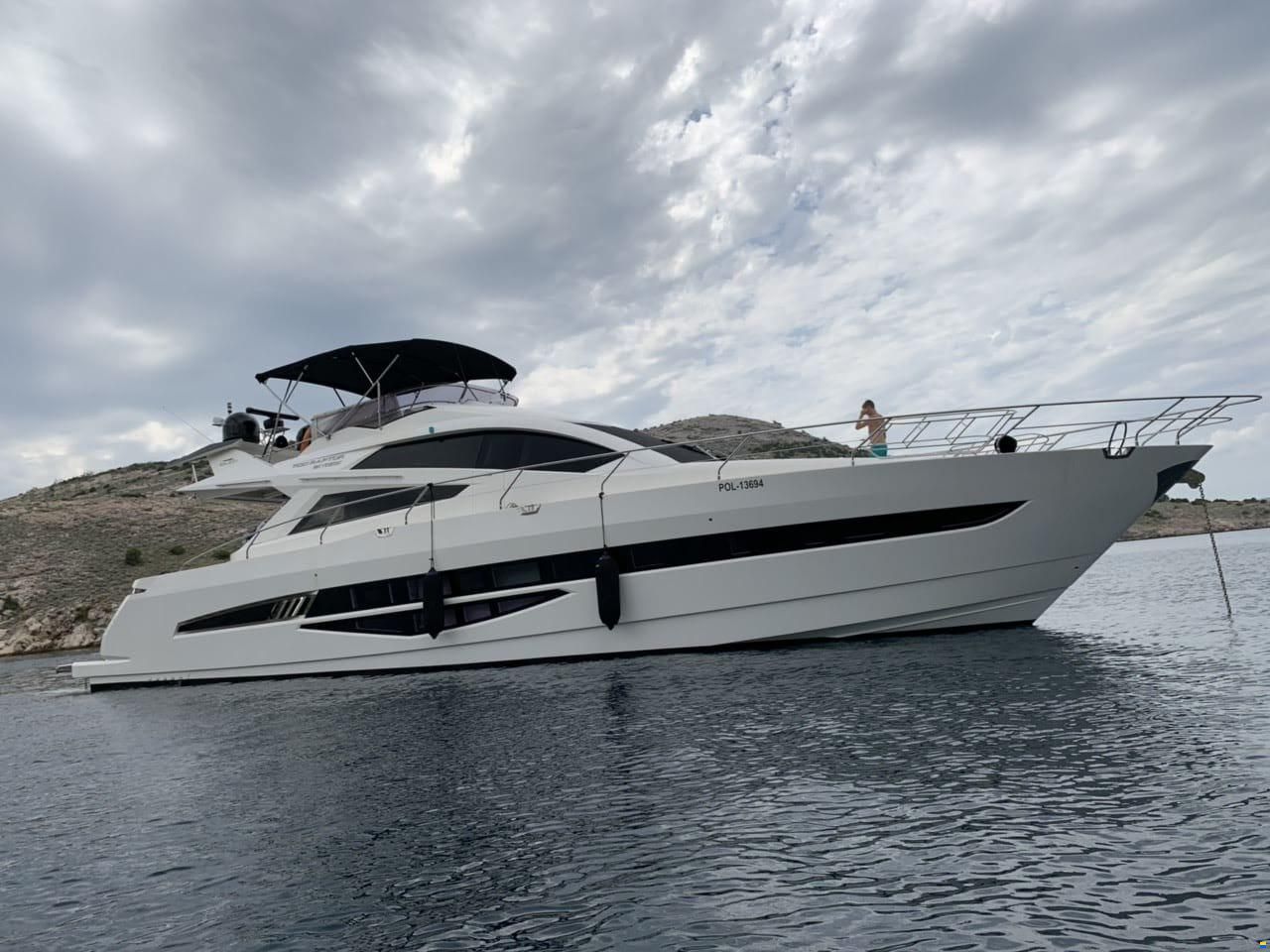 Galeon 700 Raptor SkyDeck 22m