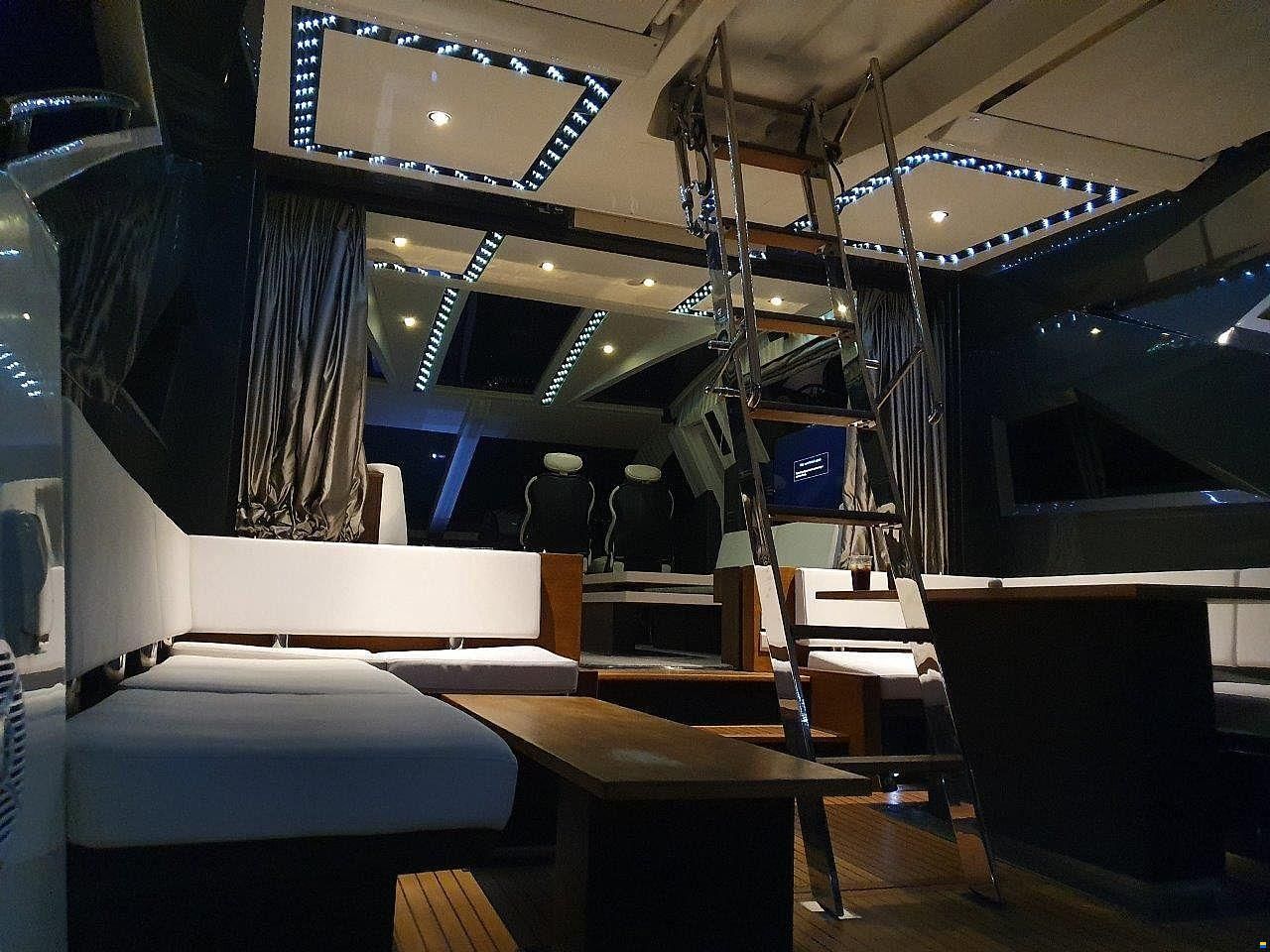 Galeon 700 Raptor SkyDeck 22m