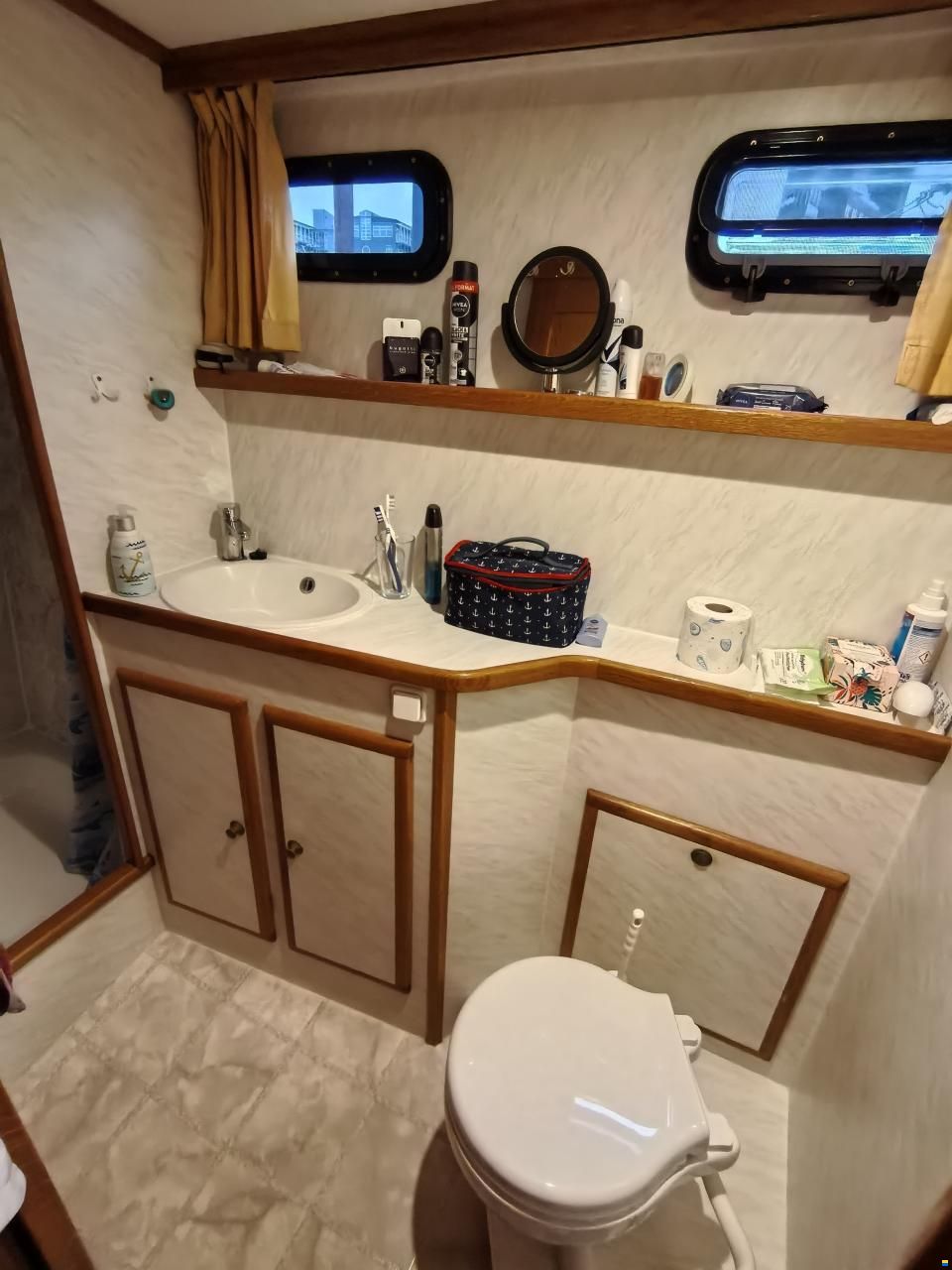 Gruno 33 Explorer