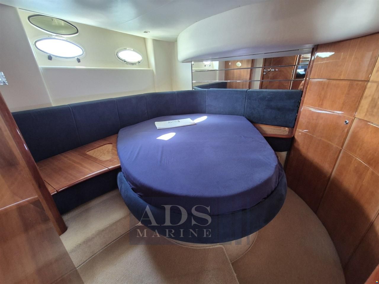 Azimut 46 Fly