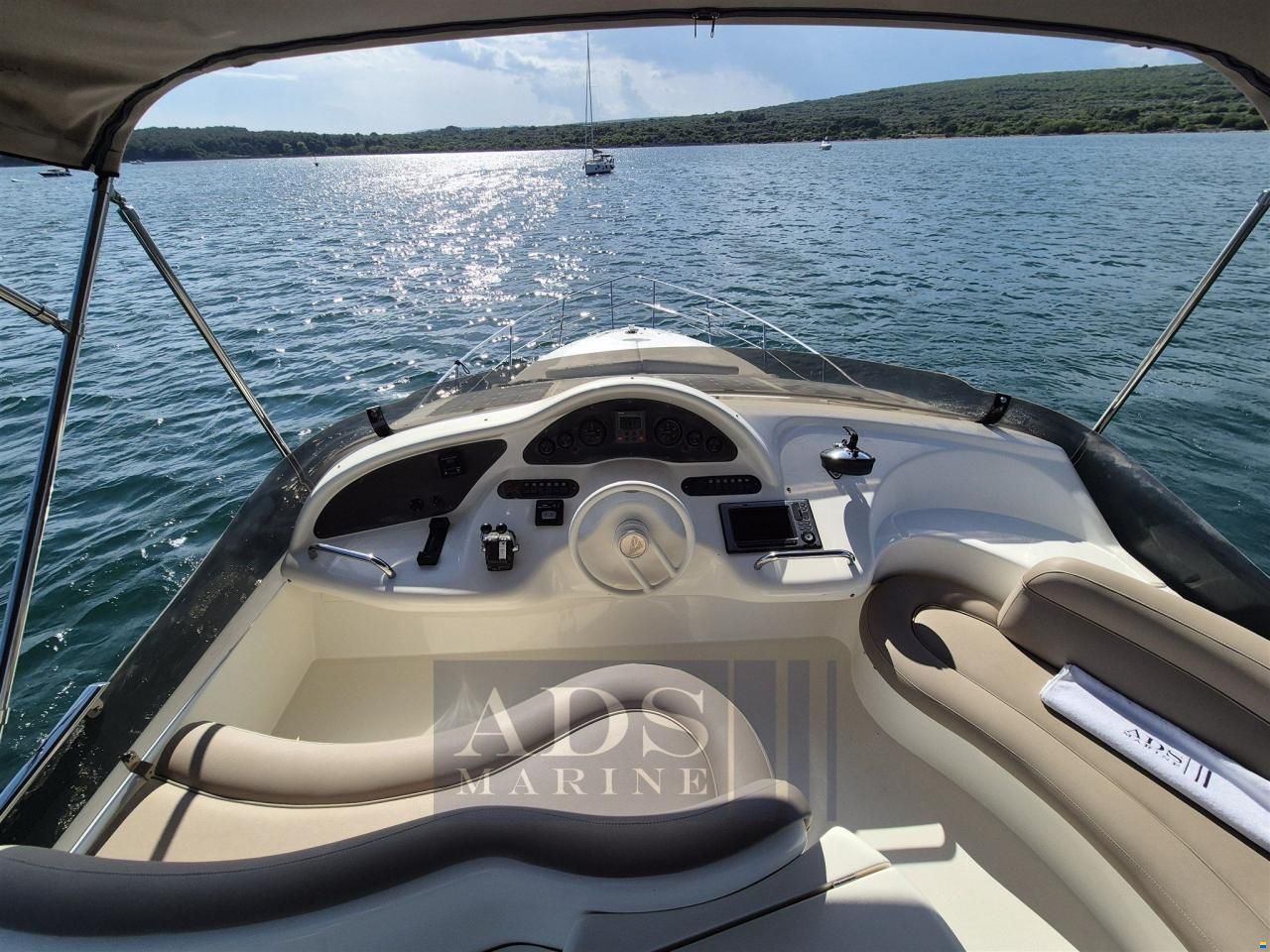 Azimut 46 Fly